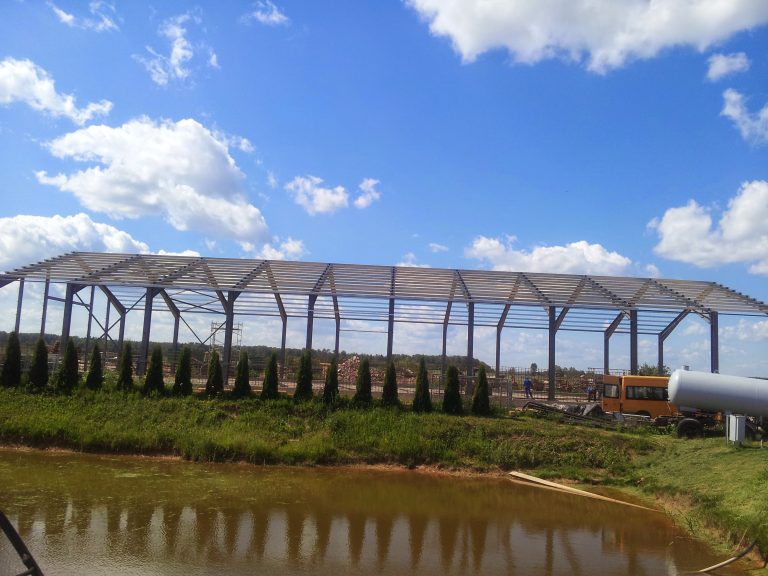 Stačiasieniai Angarai - Angarų fabrikas